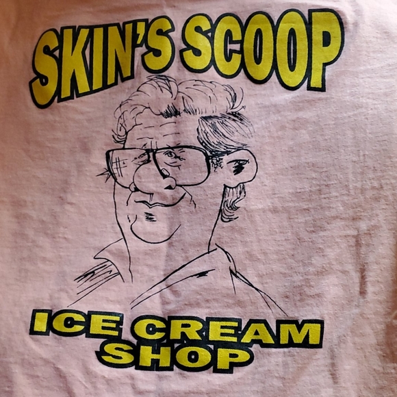 Skin's Scoop Ice-cream Shop T-Shirt - Picture 5 of 5